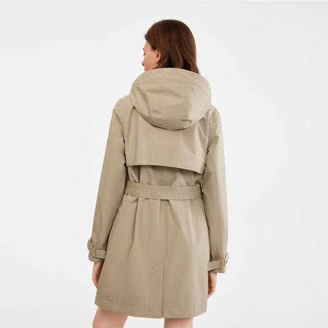 欧陆娱乐:上班不如上山